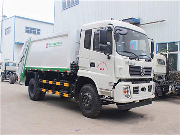 國五東風(fēng)D913或153壓縮式垃圾車