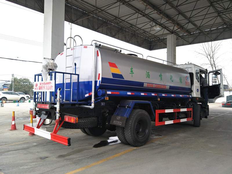 東風T5新款灑水車