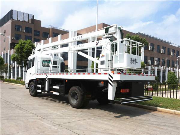 國五東風18-22米高空作業車