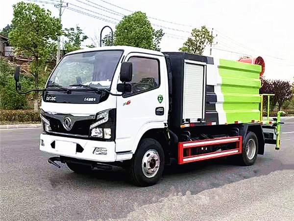 東風(fēng)福瑞卡藍(lán)牌抑塵車(chē)