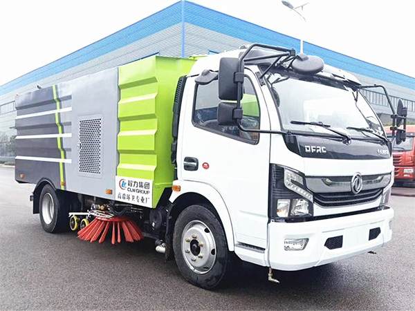 東風(fēng)凱普特8方洗掃車