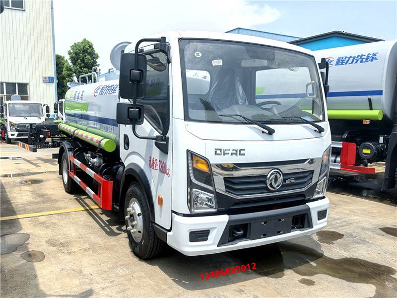 東風(fēng)多利卡5噸灑水車