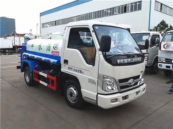 藍(lán)牌灑水車,福田藍(lán)牌灑水車報(bào)價(jià)表